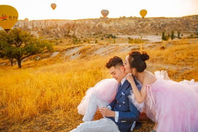 土耳其拍婚纱照-热气球浪漫天空之旅